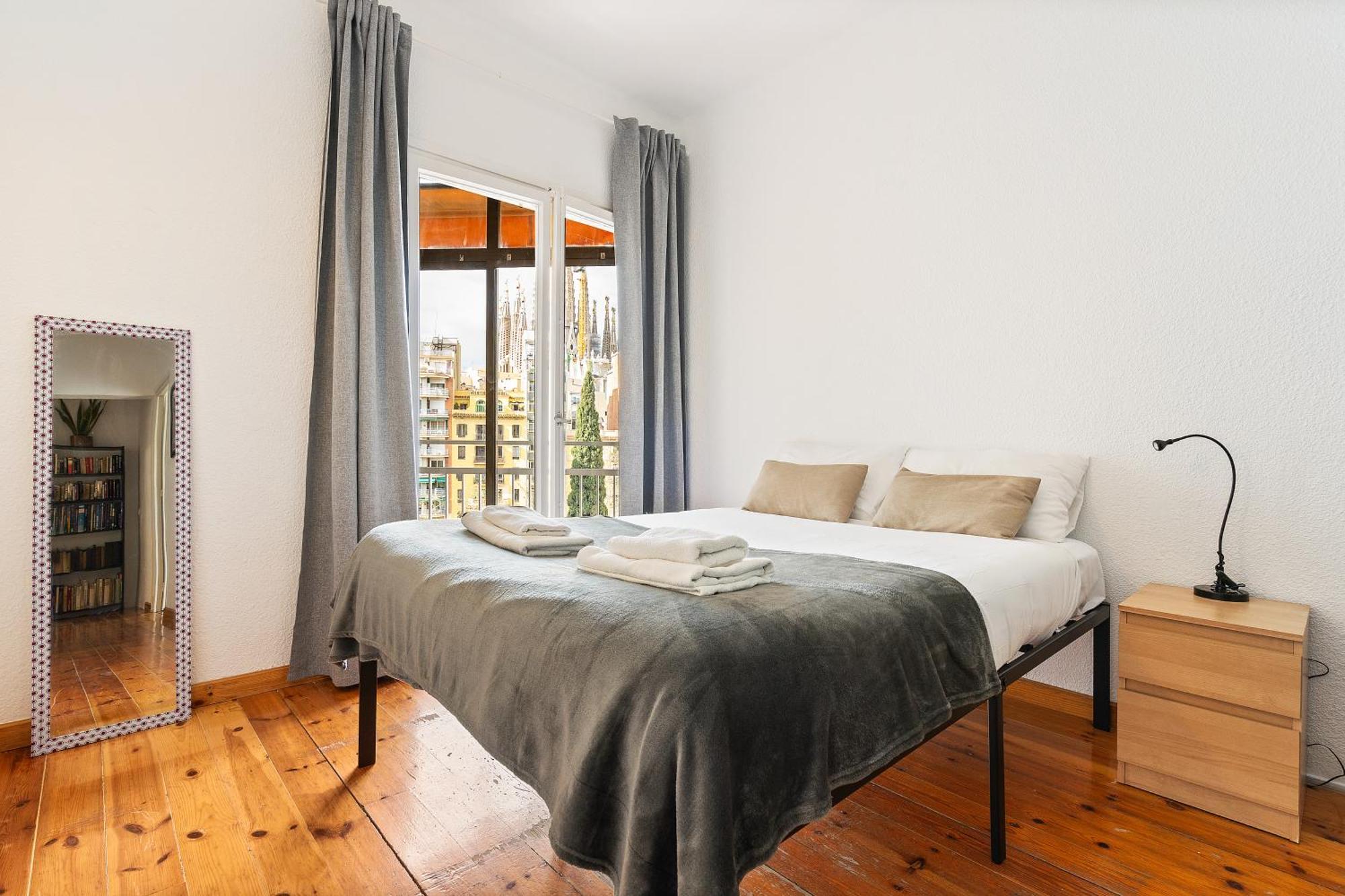 Apartamento Stunning 5br With Sagrada Familia Views *